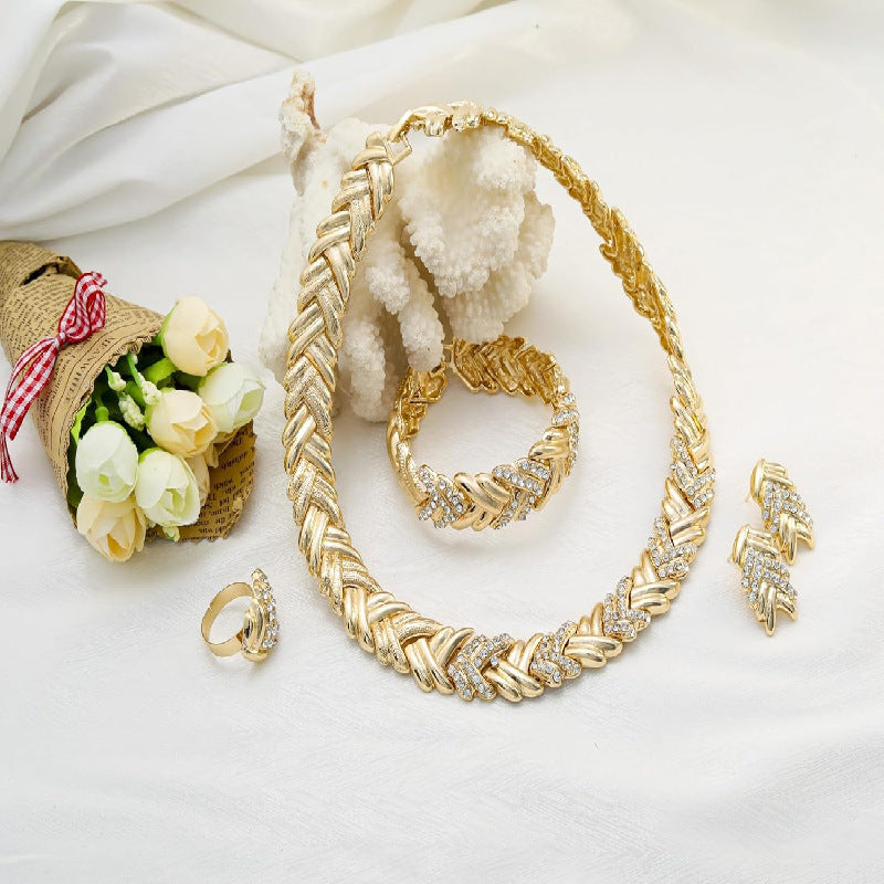 Amara™ | Gold Bridal Jewelry Set