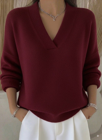Clara | Soft Pink V-Neck Sweater in Relaxed Fit