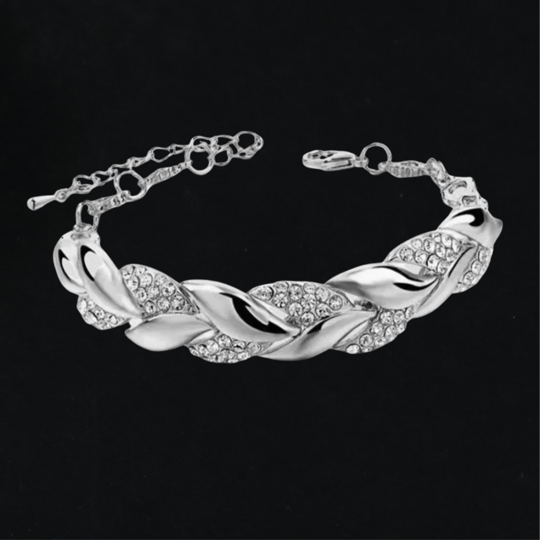 Elara™ | Crystal Leaf Charm Bracelet