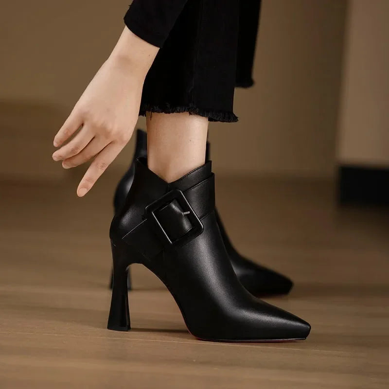 Elara | Sculpted Buckle Heel Boot