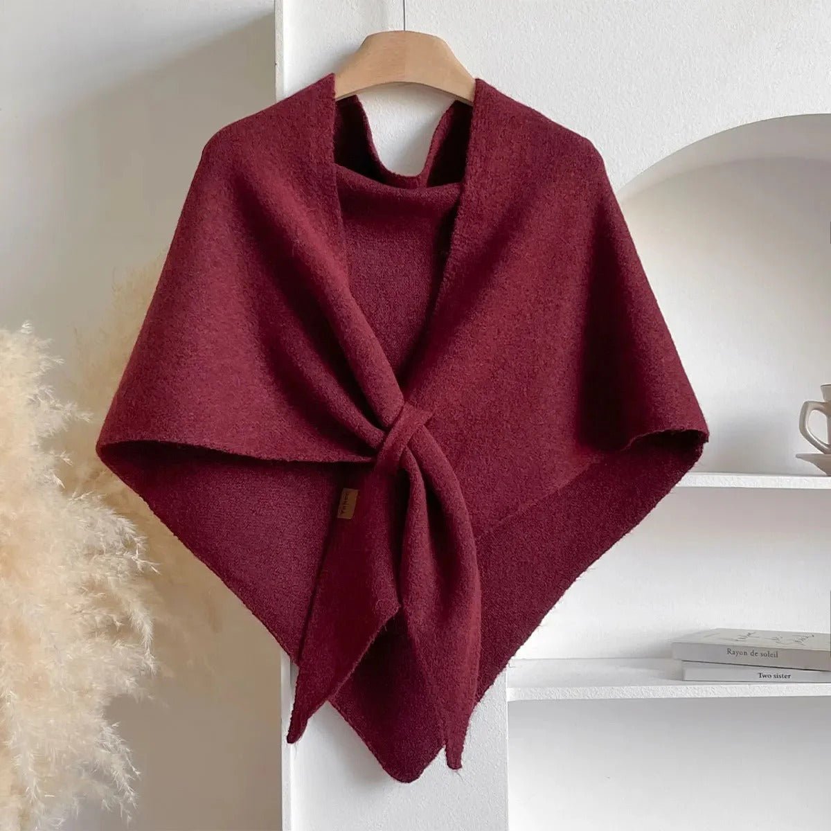 LUNARA™ – Cozy Soft Wrap for Everyday Comfort